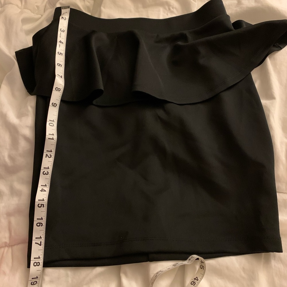 New black 2b small peplum skirt